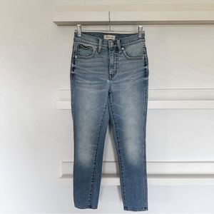 Madewell Medium Wash 10” High Rise Skinny Crop